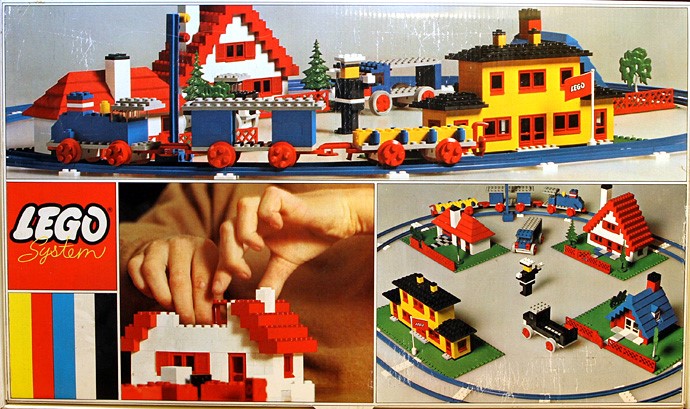 LEGO 080 Basic building set with train