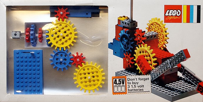 LEGO 800 Gears. Motor and Bricks