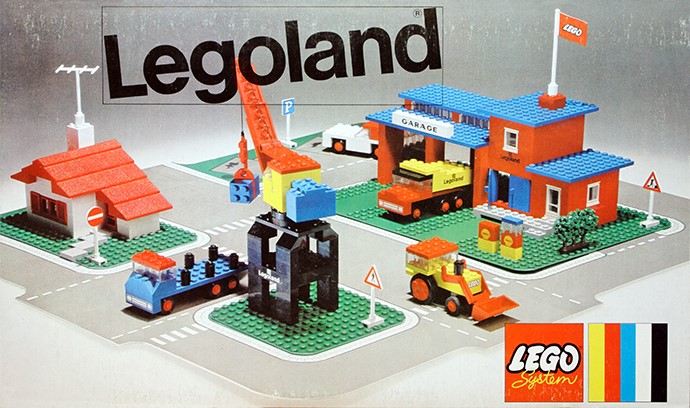 LEGO 355 Town Center Set with Roadways