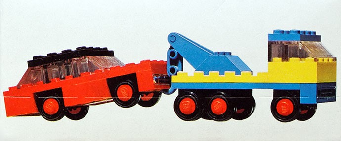 LEGO 651 - Tow Truck and Car