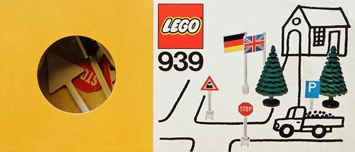 LEGO 939 Flags, Trees and Road Signs