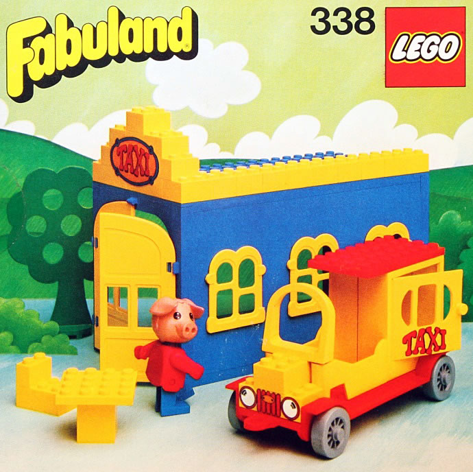 LEGO 338 - Blondi the Pig and Taxi Station