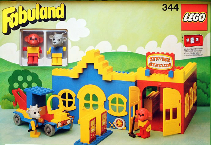 LEGO 344 - Service Station with Billy Goat and Mike Monkey