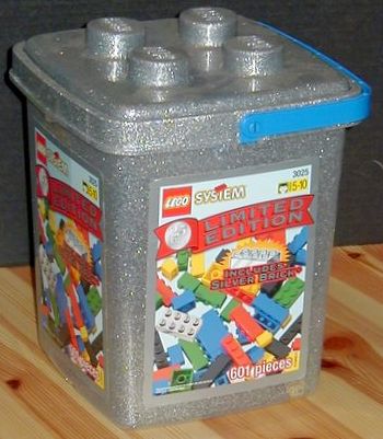 LEGO 3025 - Limited Edition Silver Brick Bucket