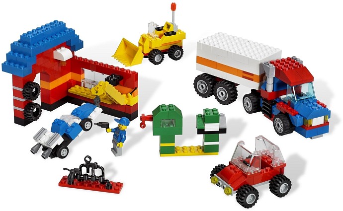 LEGO 5489 - Ultimate LEGO Vehicle Building Set